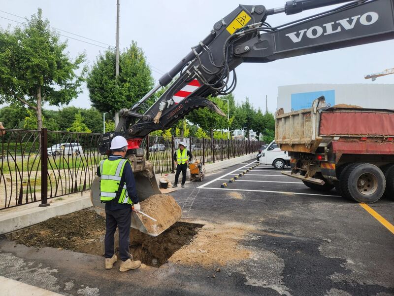 대전서중학교 전광판 완공 후 측면 사진